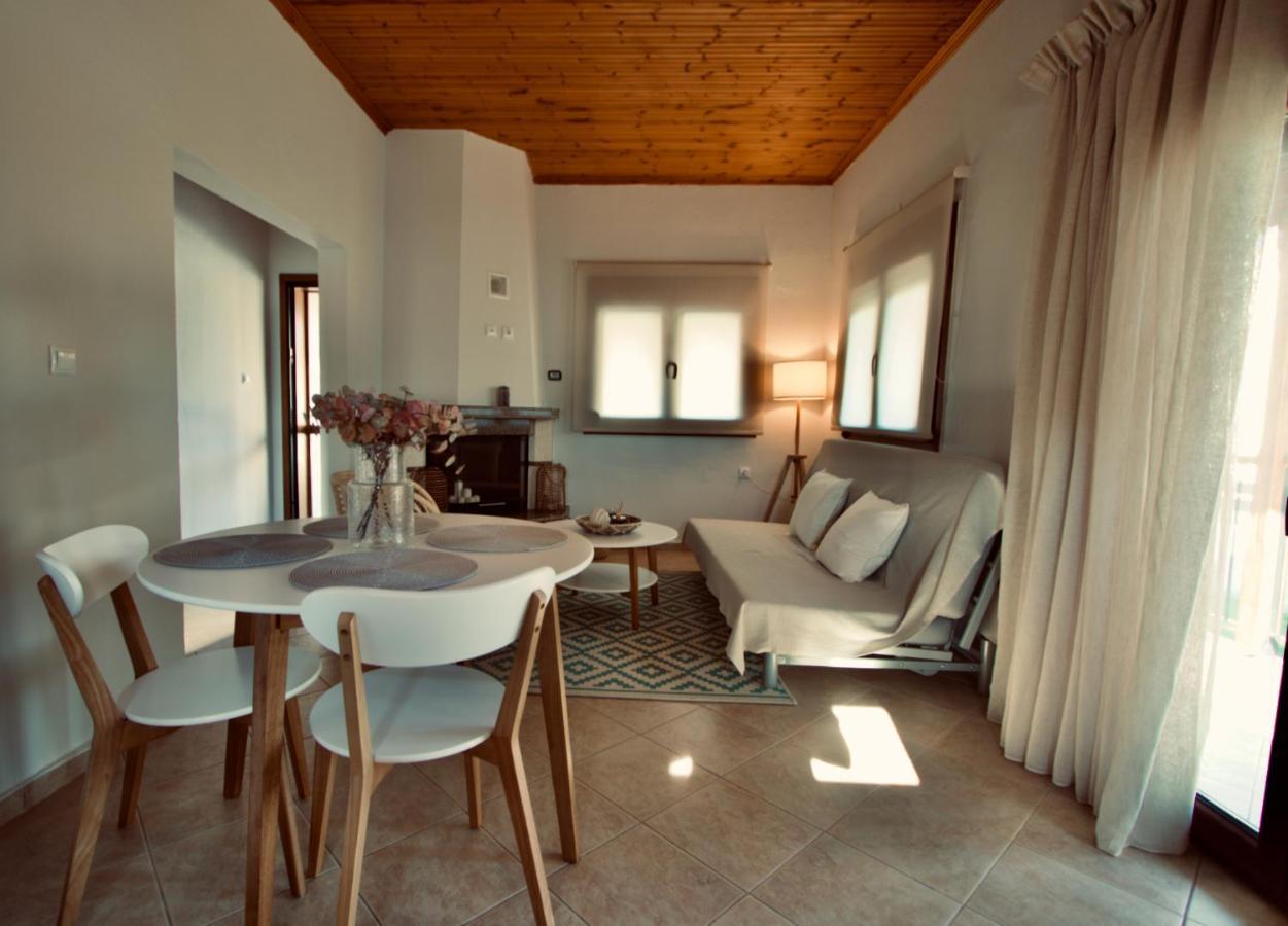 Enalio Beach House Nea Kallikrateia Екстериор снимка