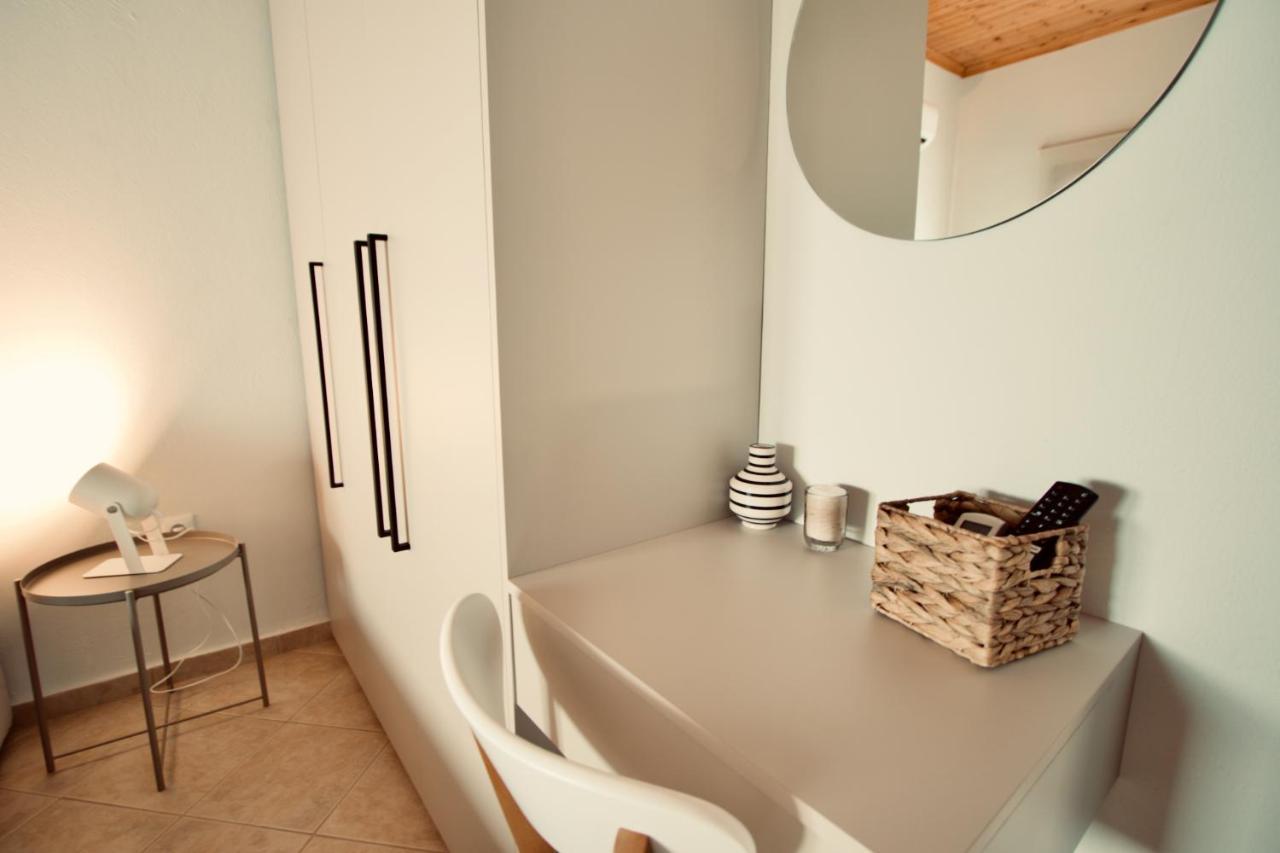 Enalio Beach House Nea Kallikrateia Екстериор снимка
